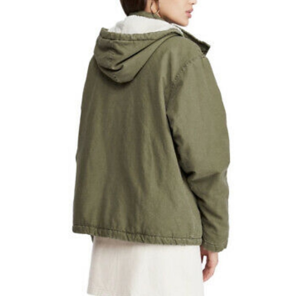 ⭐️HOST PICK⭐️ Urban Outfitters Fleece Lined Jacket - green